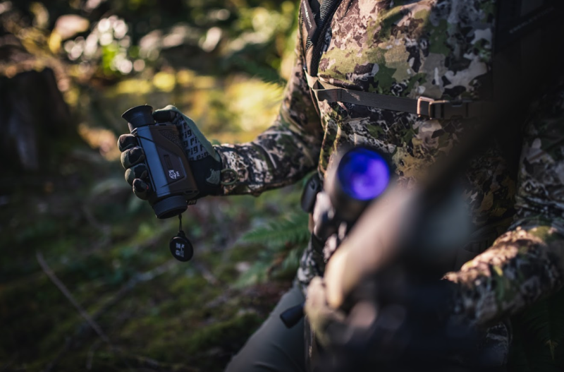Monokular kamera termowizyjna ATN BlazeHunter 635 LRF 2.5x–20x - obrazek 9